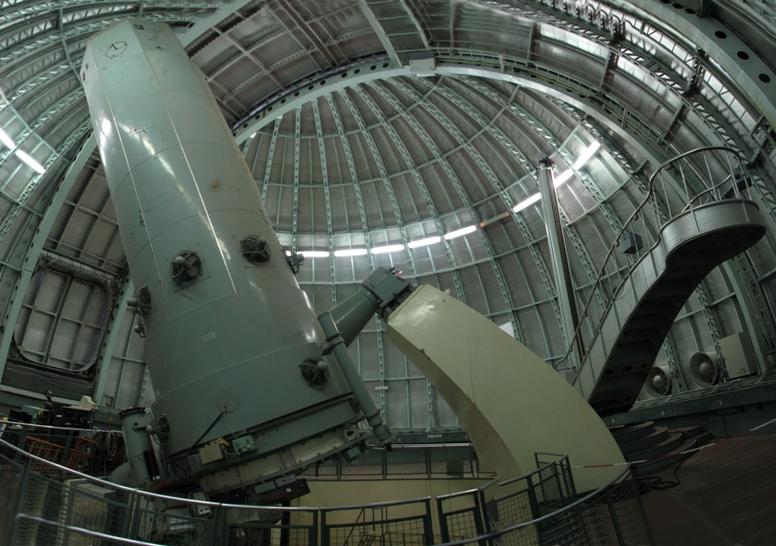 1.93m Reflector of Haute du Provence Observatoire - click on image for high resolution Panorama