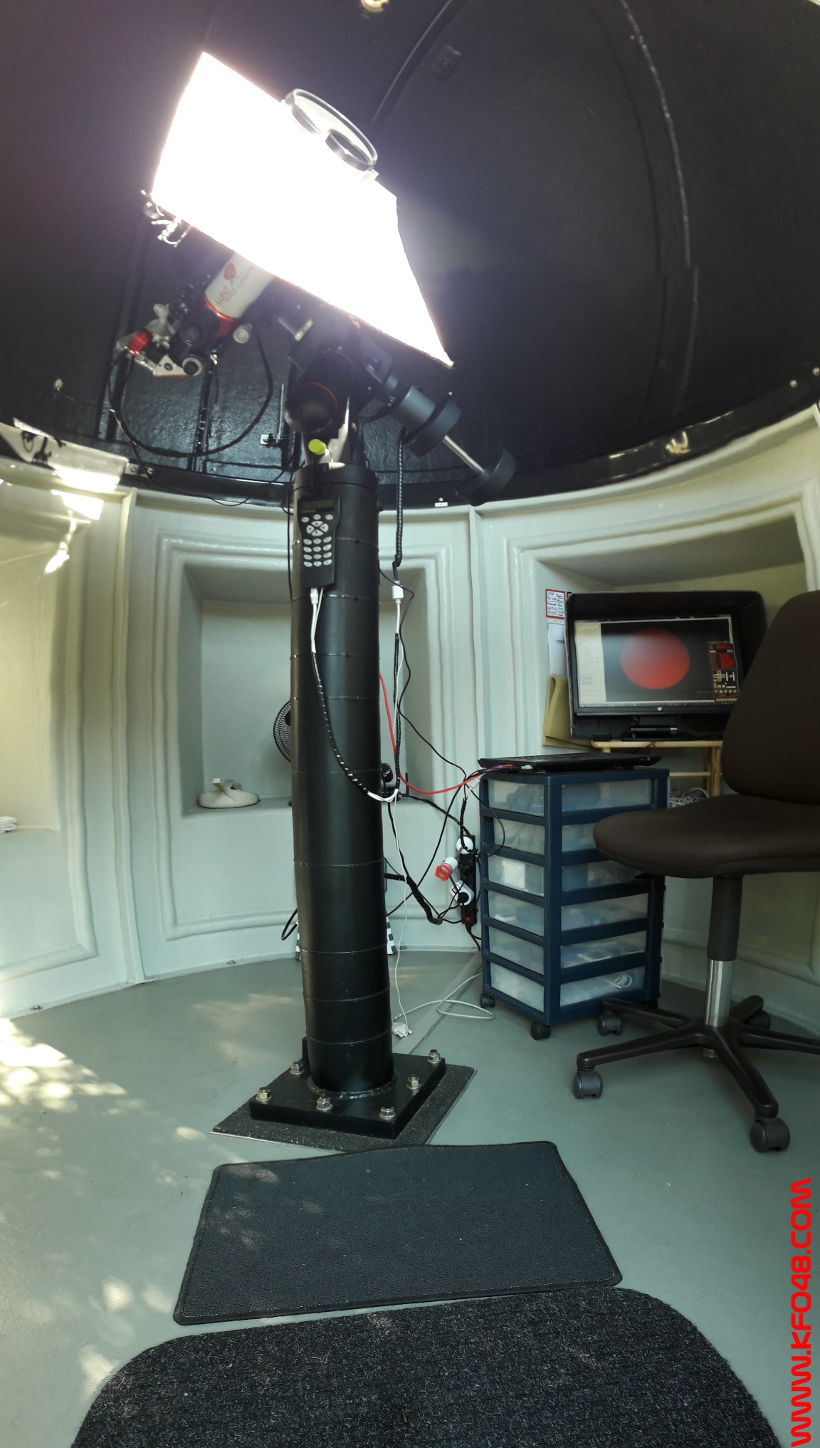 GSO8 RC 8 with 80/560 LS80 Refractor mounted on EQ6 in 2,3m Home Sirius Dome