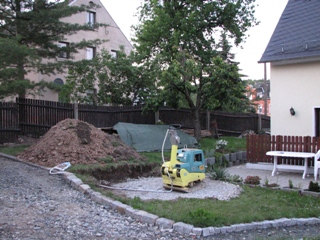 31.05.2007- Frostschutz Gr�ndung durch die Firma Weis