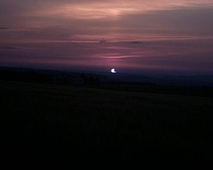 sickle-shaped sunrise shortly to 05:00am cest